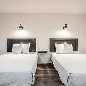 The Greens On Stockton Hotel Sacramento